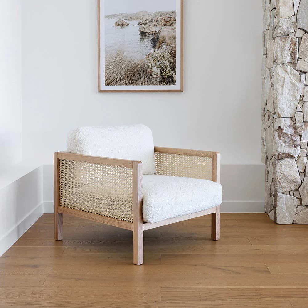 Ghế Cafe Khung Gỗ Mặt Nệm GG24 - ảnh 4