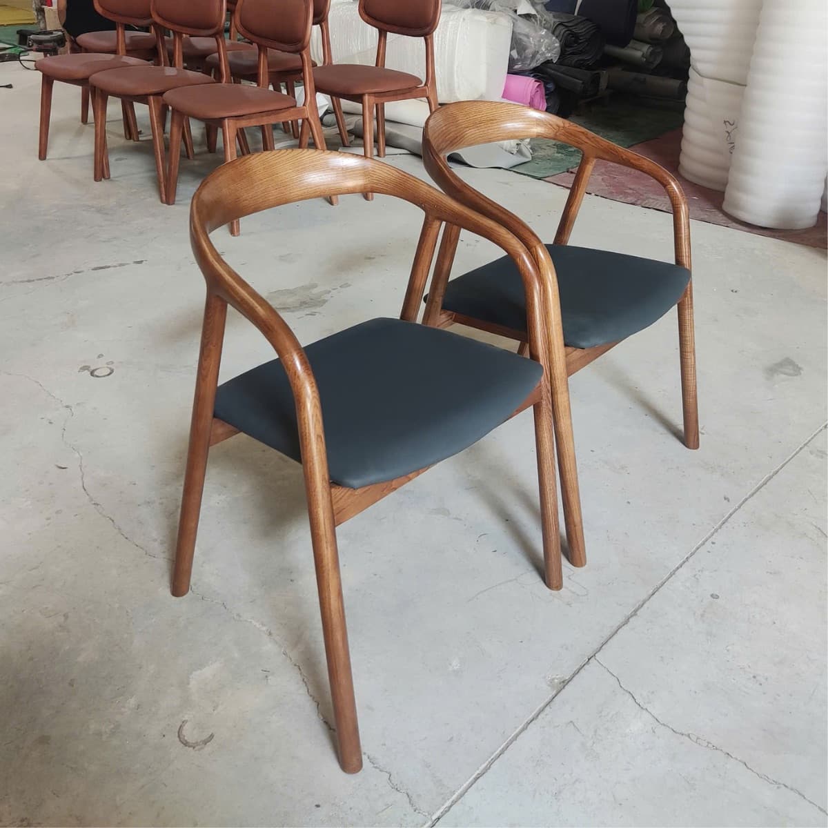 Ghế Gỗ Có Tay Hiện Đại GF20 - ảnh 9