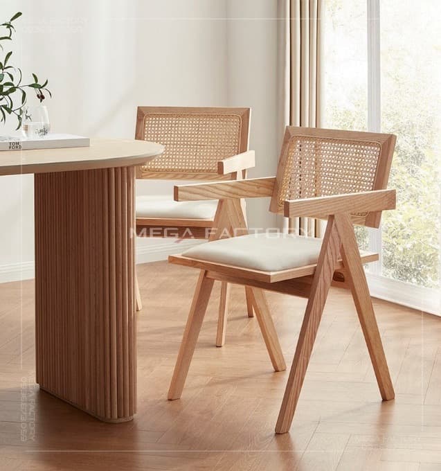 Ghế Gỗ Đan Mây Tay Vịn Bọc Nệm - GAG12