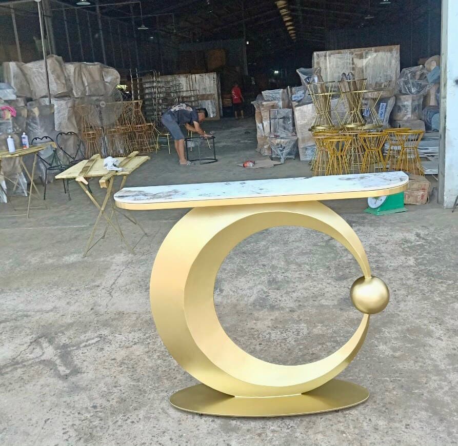 Xưởng sắt và inox tại Long An